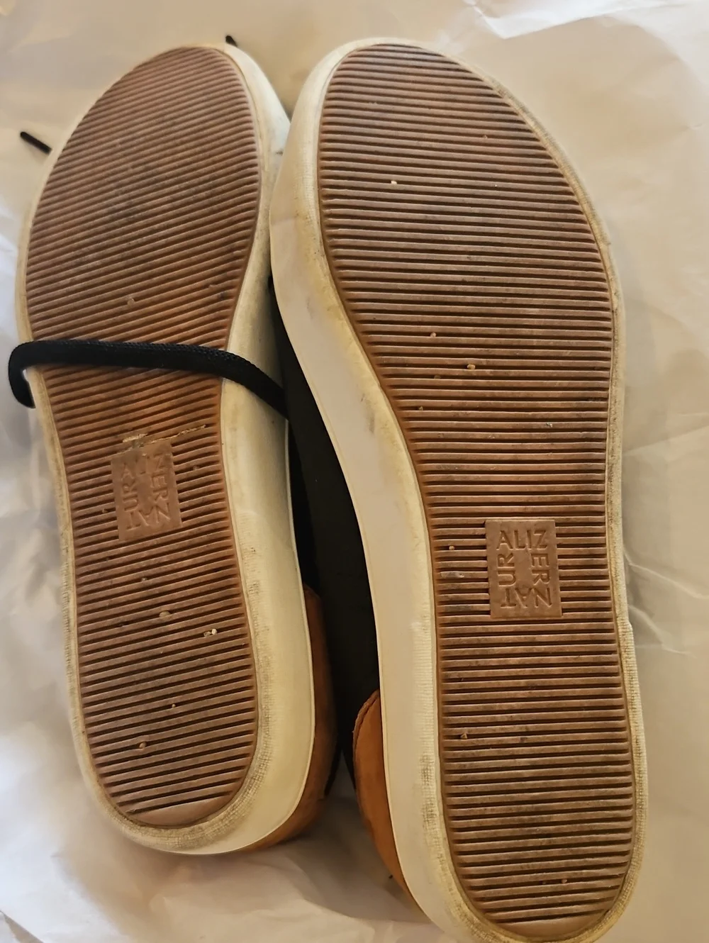Naturalizer Morrison Sneaker Size 10